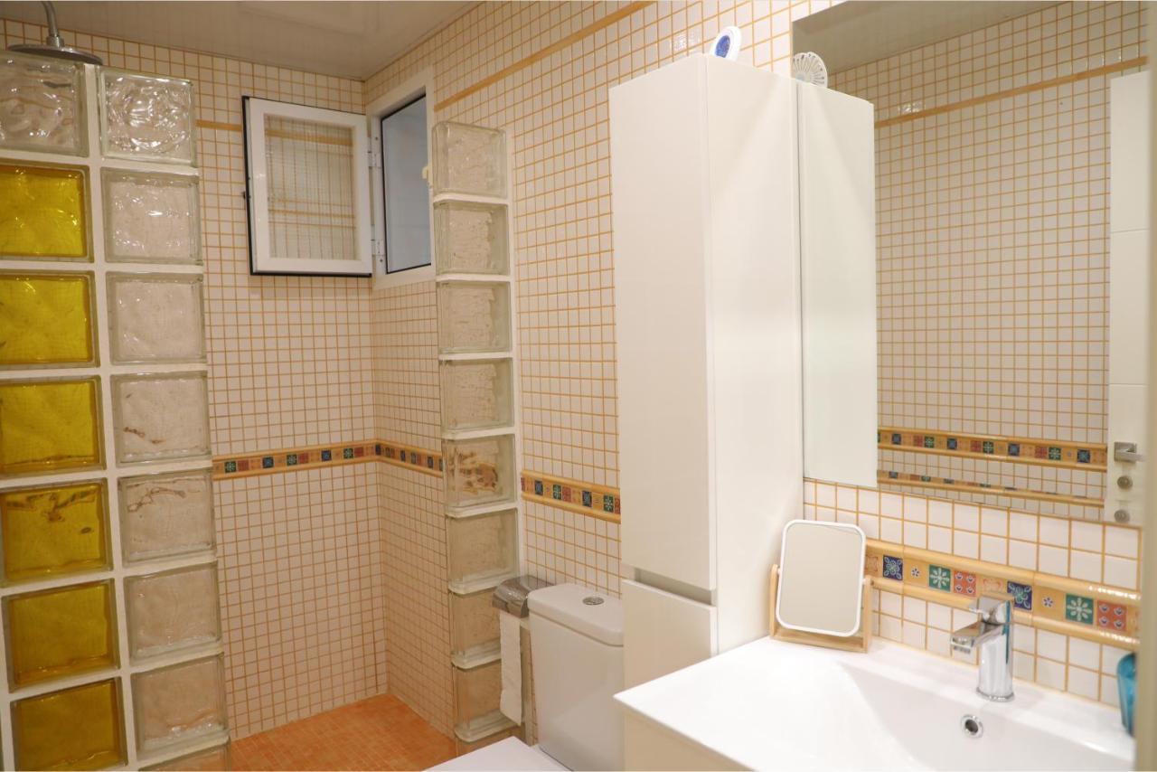 Victoria Apartment